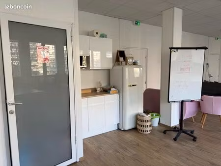 bureaux à mons en baroeul