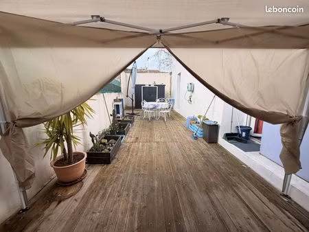 immeuble 703 m² marseille