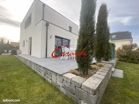 maison 5 pièces 107 m²