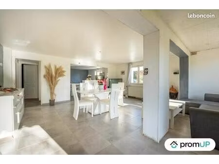 maison 6 pièces 140 m²