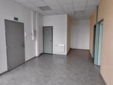 bureaux 54 m²