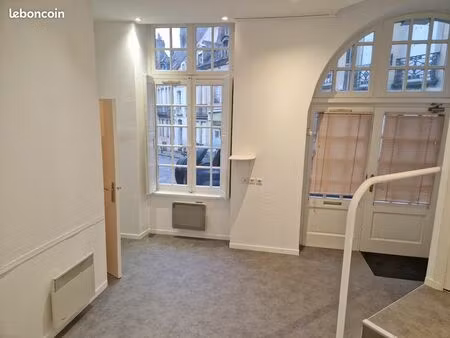 bureaux  local commercial 55 m² autun