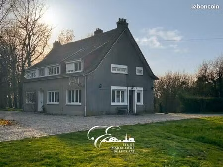maison 8 pièces 220 m²