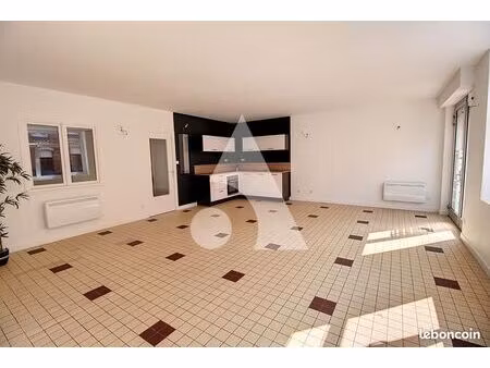 appartement 4 pièces 82 m²