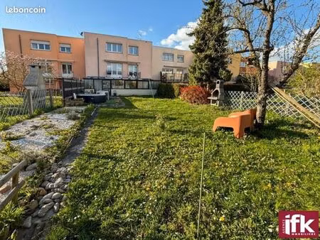 maison 5 pièces 121 m²