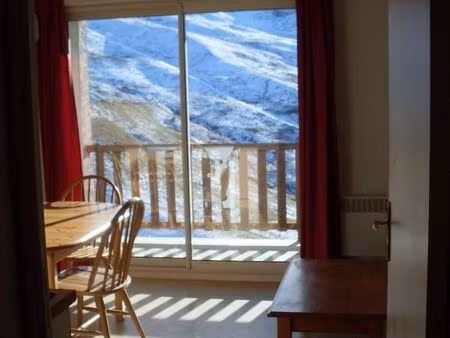 studio 1 pièce 30 m²