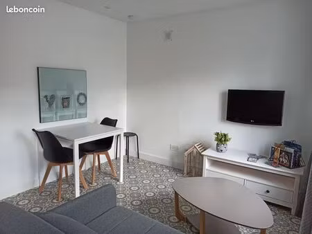 t2 au calme / equipé / refait à neuf / a 2 pas du mans et 9 minutes de l’université du man