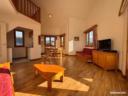 3 pieces-69m² (potentiel agrandissement)-sauna-2 places de parking-cave