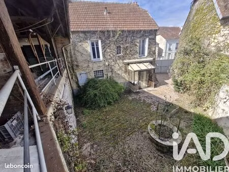 maison 6 pièces 136 m²