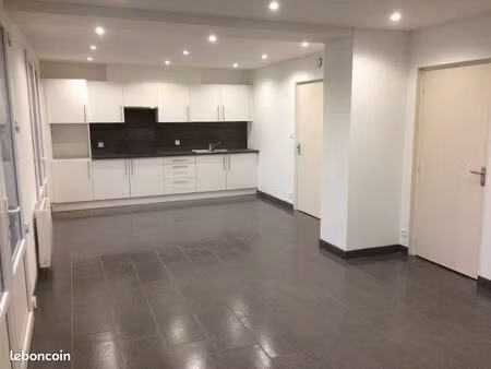 loue maison 90m2 à bromont-lamothe