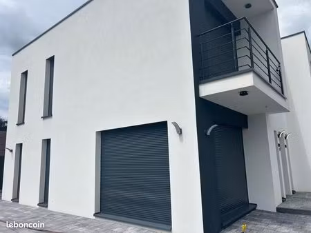 maison 5 pièces 104 m²