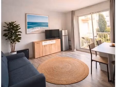 appartement 100 métres plage parking balcon