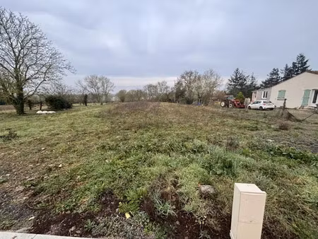 vente terrain 644 m² à la bretonnière-la-claye (85320)  28 980 €