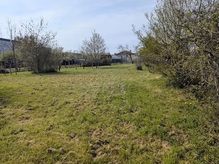 vente terrain 793 m² à la châtre (36400)  18 000 €