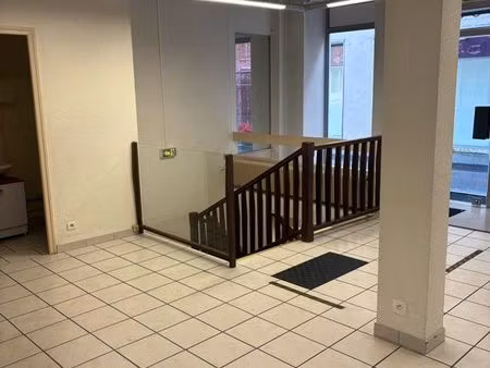 local commercial centre-ville