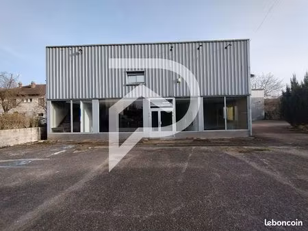 local commercial 1047 m² saint dizier