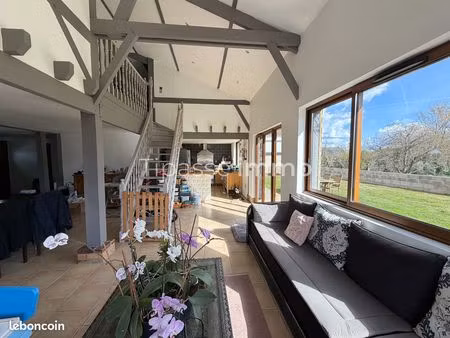 grange 4 pièces 146 m²