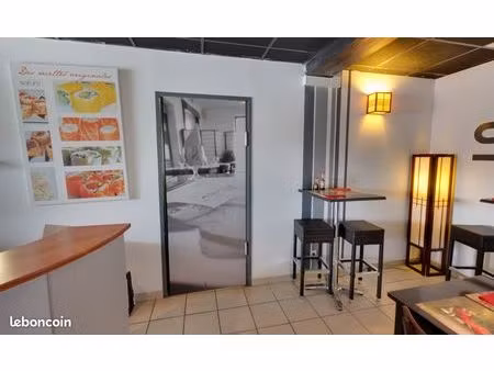 local commercial emplacement numéro 1