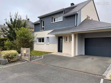 très belle maison contemporaine