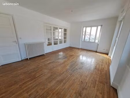 appartement 4 pièces 90 m²