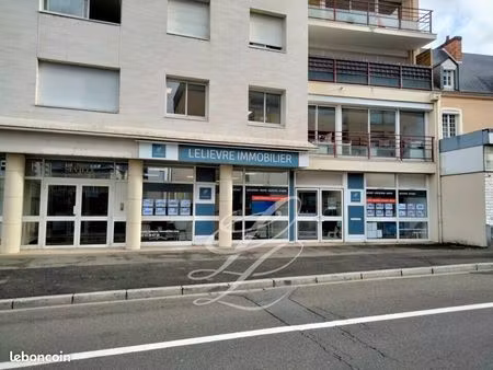 bureaux 296 m² le mans