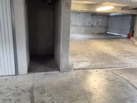 loue emplacement de parking