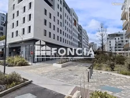 stationnement à louer 75 - velizy villacoublay 78140