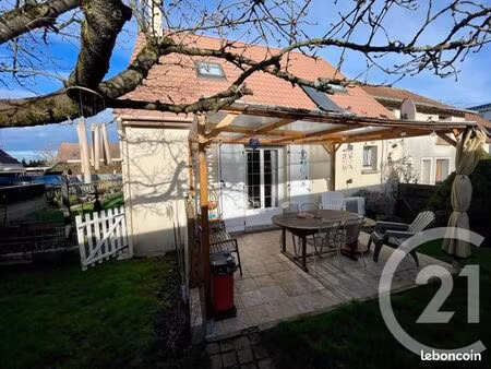 maison 5 pièces 90 m²