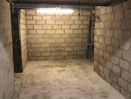 vends box 50 mètres jardin du luxembourg