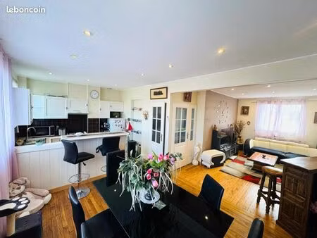 appartement 3 pièces 90 m²