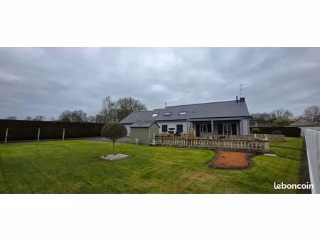propriété 6 pièces 200 m²
