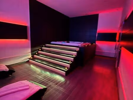 vends fonds de commerce spa et airbnb privatif