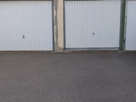 garage ou box à louer