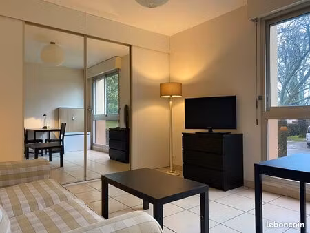 loue bordeaux-cauderan studio meublé jusqu'à mi juillet