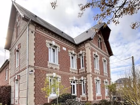 maison 6 pièces 150 m²