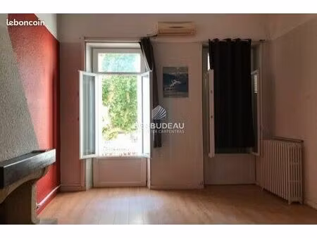 local commercial 25 m² carpentras