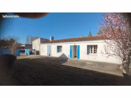 maison avec dépendances