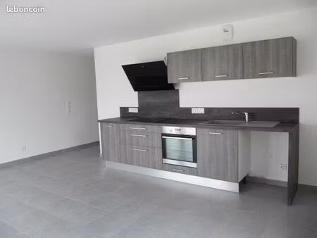 appartement 3 pièces 64 m²