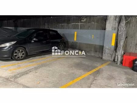 stationnement à louer 65 - l'hay-les-roses 94240