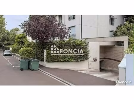 stationnement à louer 110 - sceaux 92330