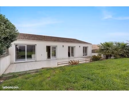 élégante maison contemporaine meublée – 3 chambres – prestations de standing – saint-flore