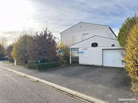 pavillon 6 pièces 136 m²