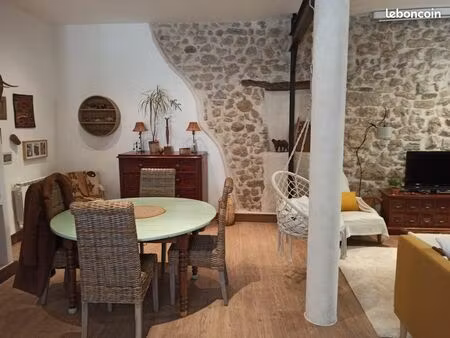 maison de village roujan 850 + charges 50 /mois