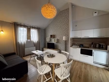 studio 1 pièce 22 m²