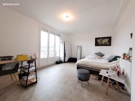 appartement 1 pièce 32 m²