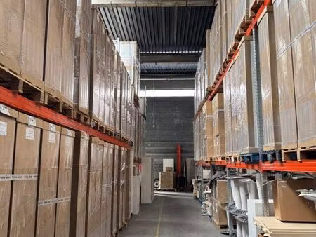 hangars entrepôts stockage