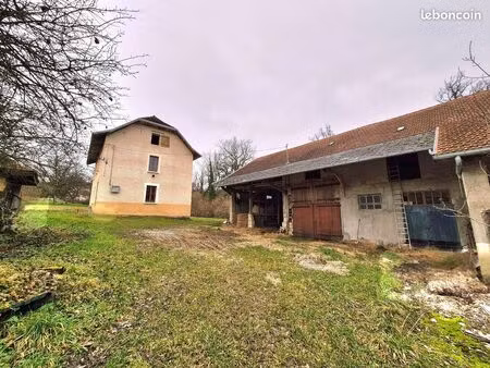 maison 6 pièces 140 m²