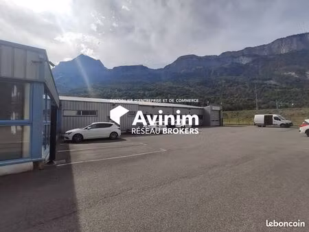 local 485 m² magland