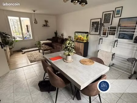 maison 2 pièces 65 m²