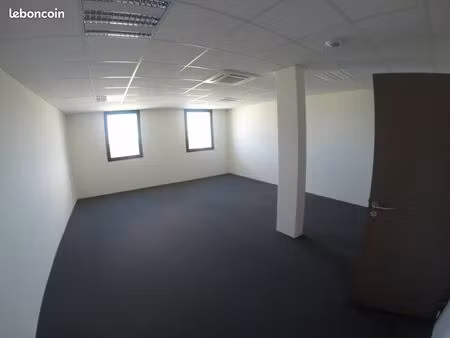 bureau 37 m² – saint-herblain – lumineux  climatisé  parking possible